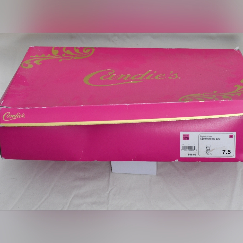 Candie's Women Bath & Body Gift Box - Pink